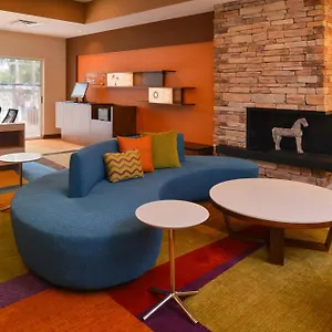 Hotel Fairfield Airport